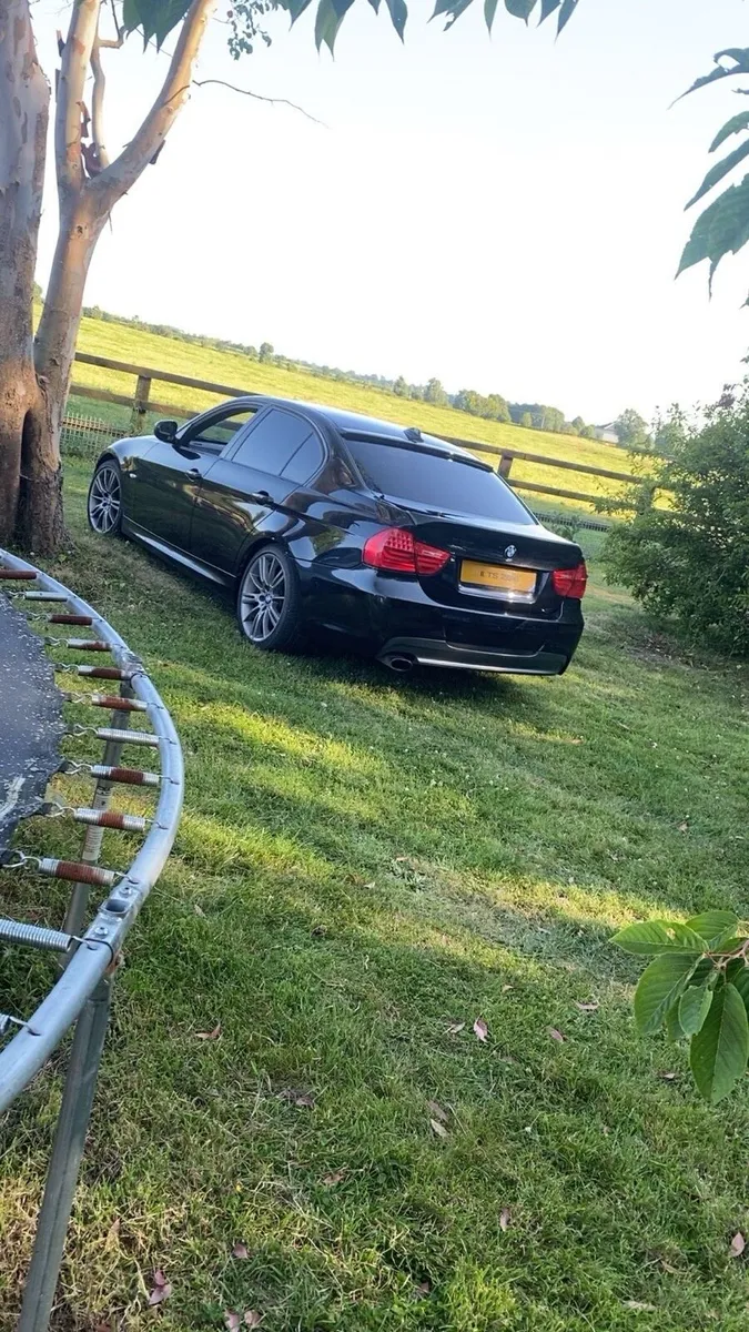 BMW 318d Msport - Image 3