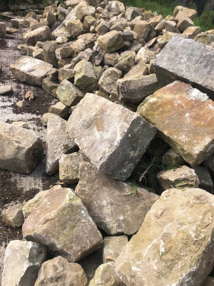 Building stone - Image 1
