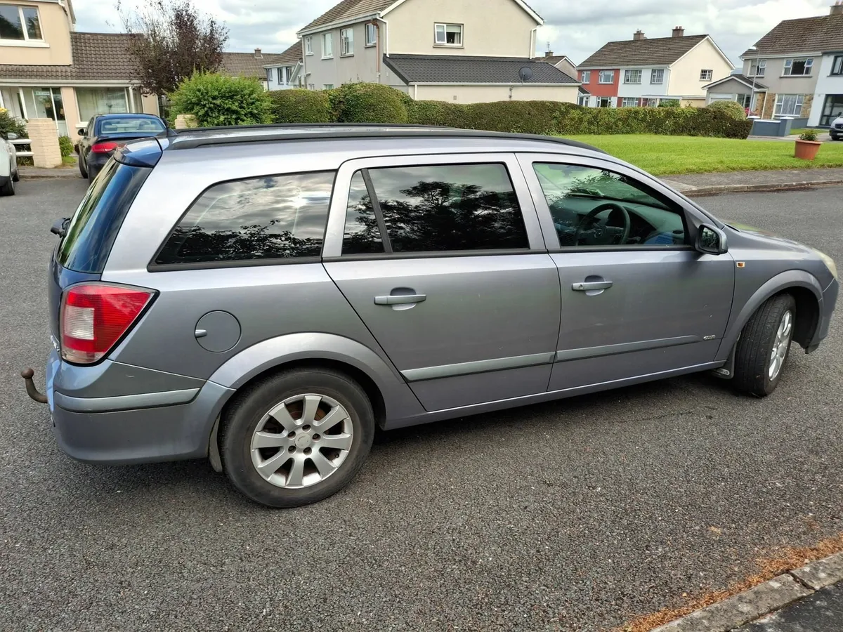 Opel Astra Estate, NCT until June 2026. - Image 3