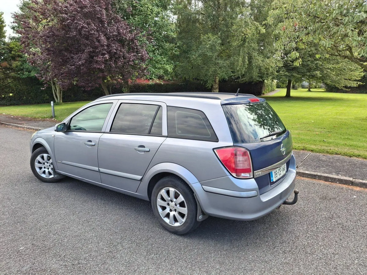 Opel Astra Estate, NCT until June 2026. - Image 2