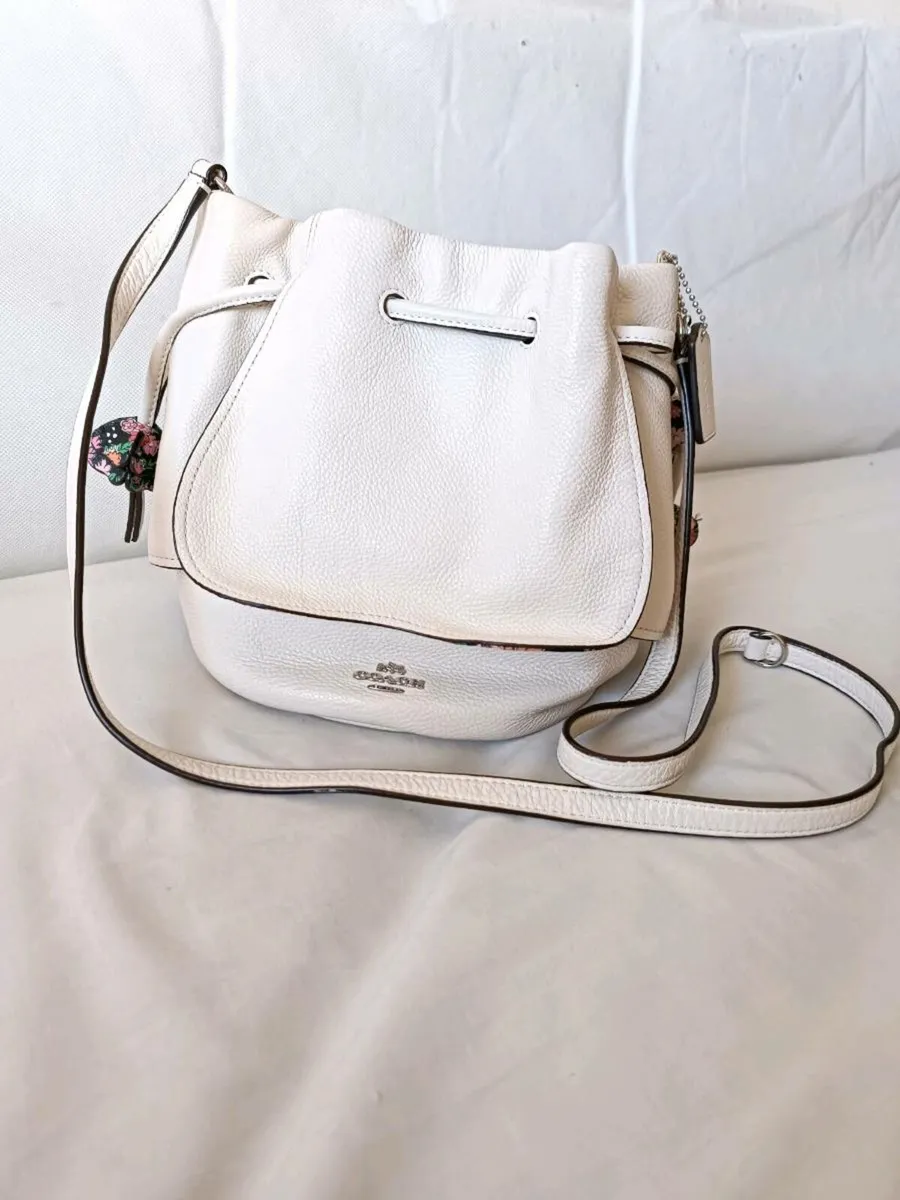 Coach petal bag - Image 1