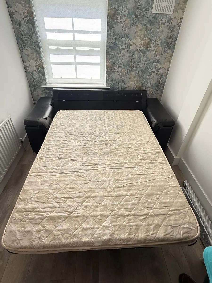 FREE Leather sofa bed - Image 3
