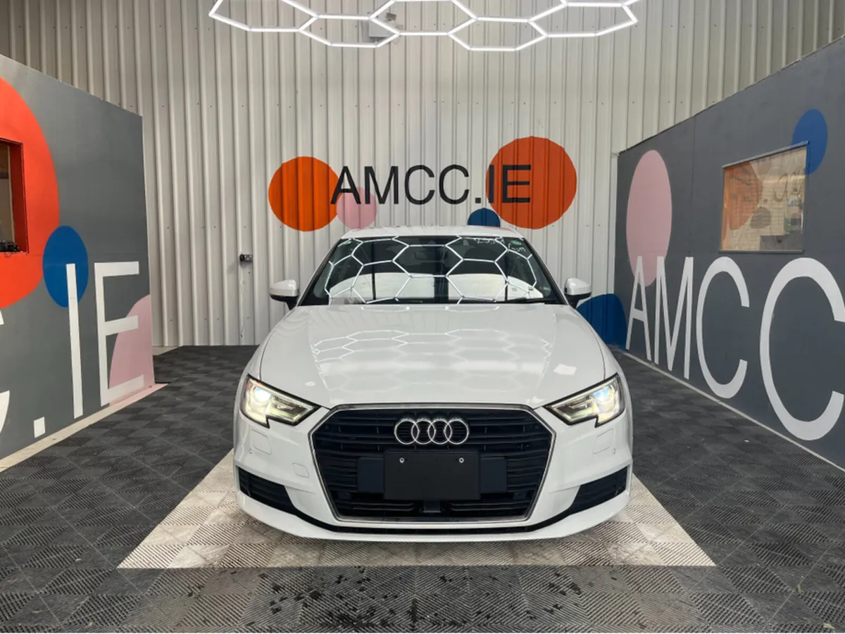 Audi A3 1.4 TFSI SPORTBACK / 33k KMs / REVERSE CAM - Image 2