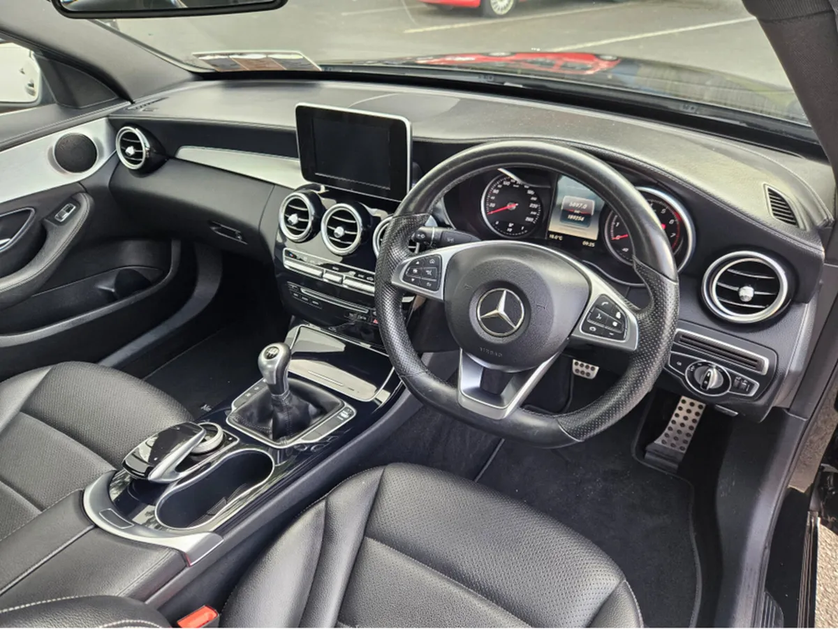 Mercedes-Benz 500 C 180 AMG 4DR LINE - Image 2