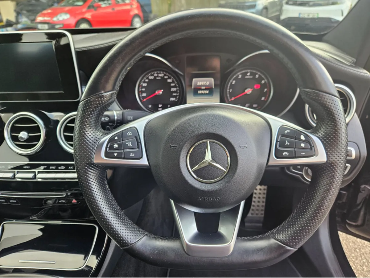 Mercedes-Benz 500 C 180 AMG 4DR LINE - Image 3