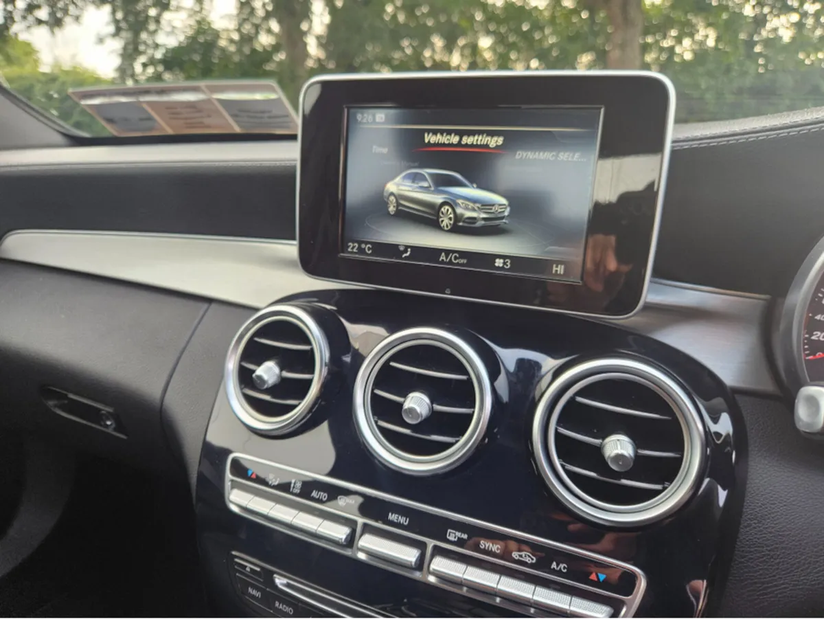Mercedes-Benz 500 C 180 AMG 4DR LINE - Image 4