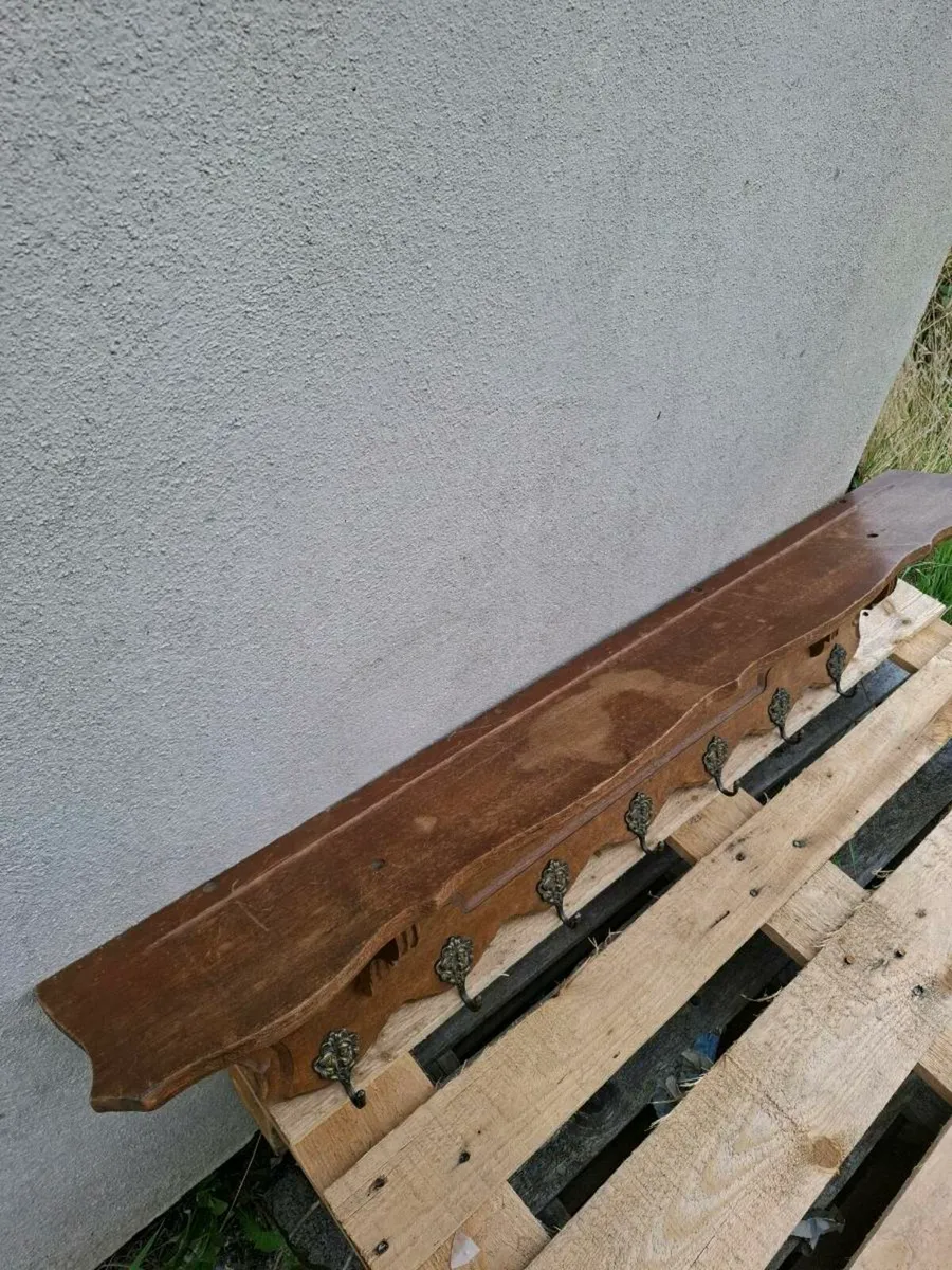 Old solid coat hanger - Image 3
