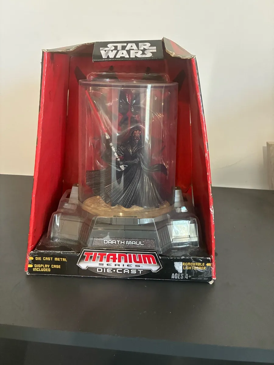 Darth Maul Figure - Image 1