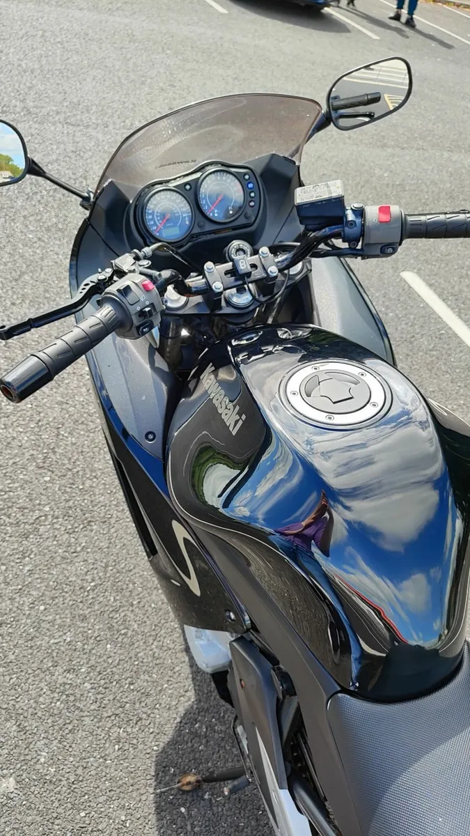 Kawasaki  ER6F  '07 - Image 4