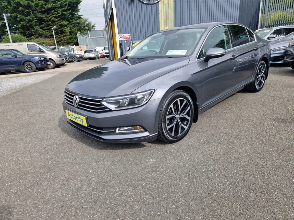 Volkswagen Passat 2.0 TDI SE BUSINESS BLUEMOTION 1 - Image 4