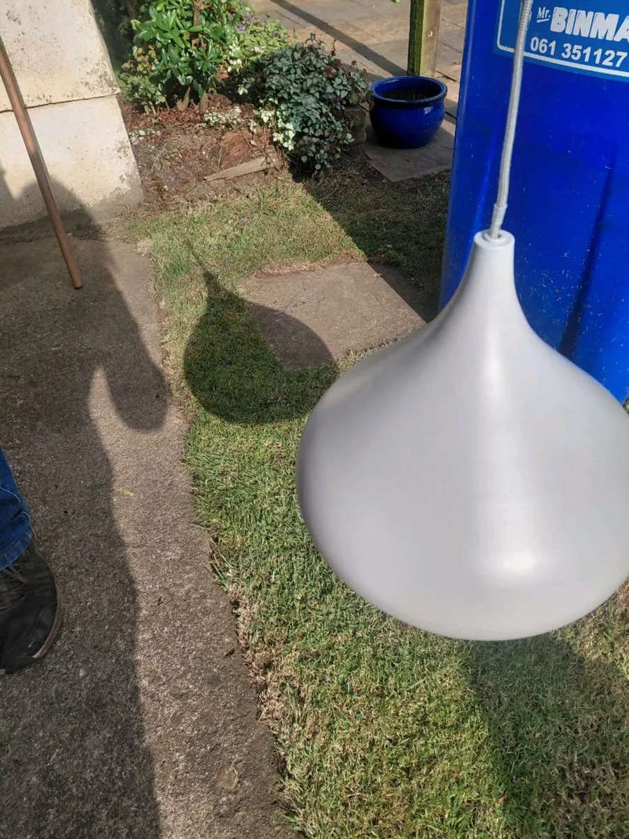 House clearance - Image 1