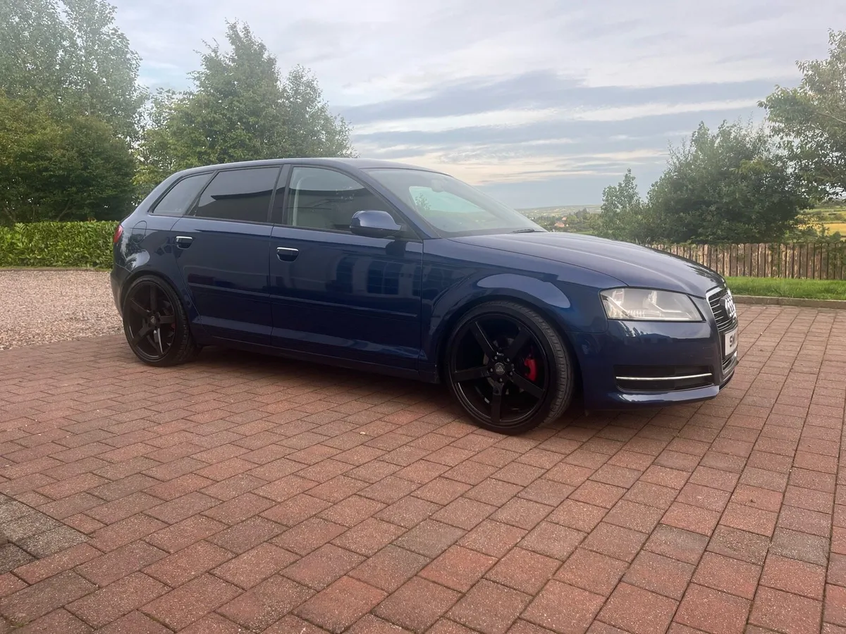 Car - Image 2