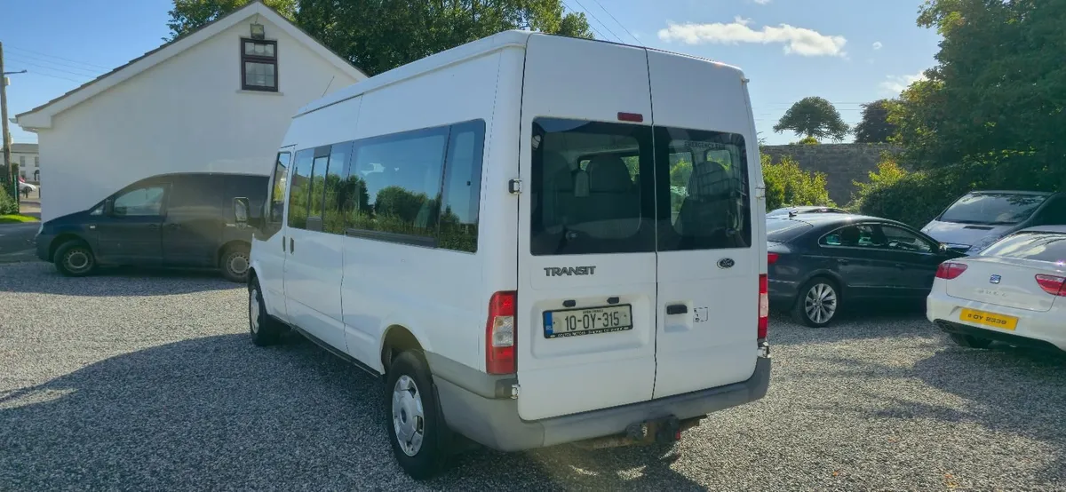 Ford Transit 2010 - Image 2