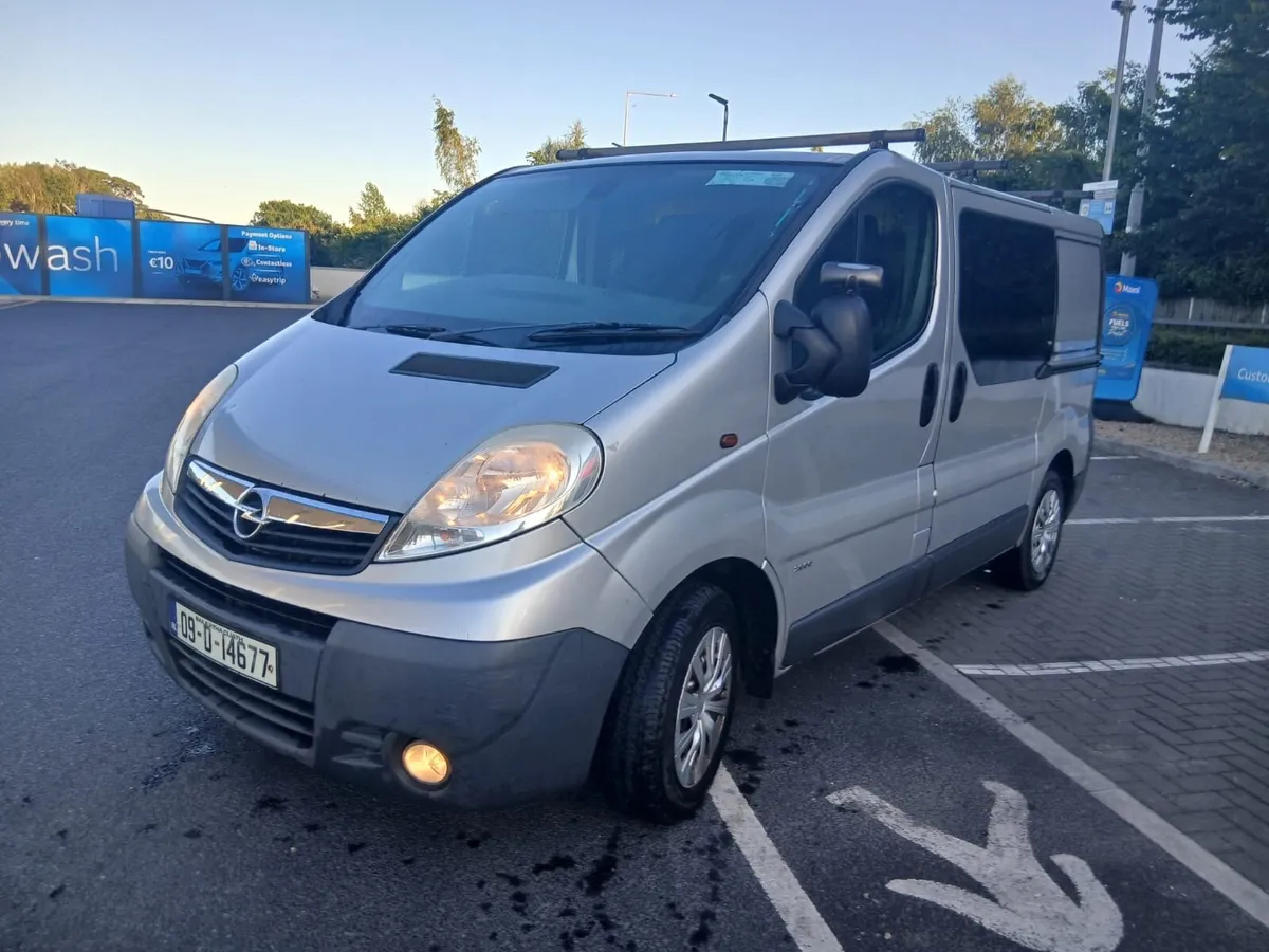 2009 Opel vivaro - Image 2