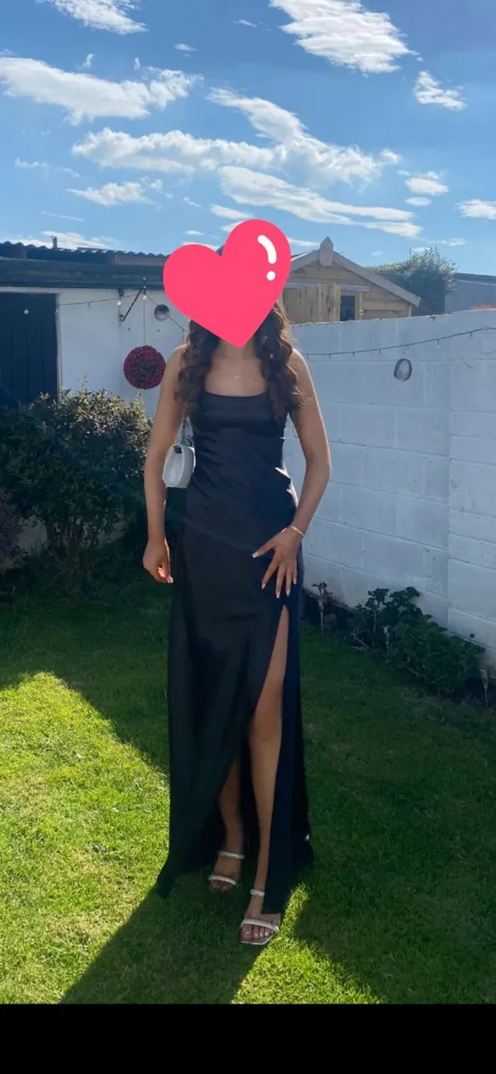 Black Lucy style dress, size small - Image 1