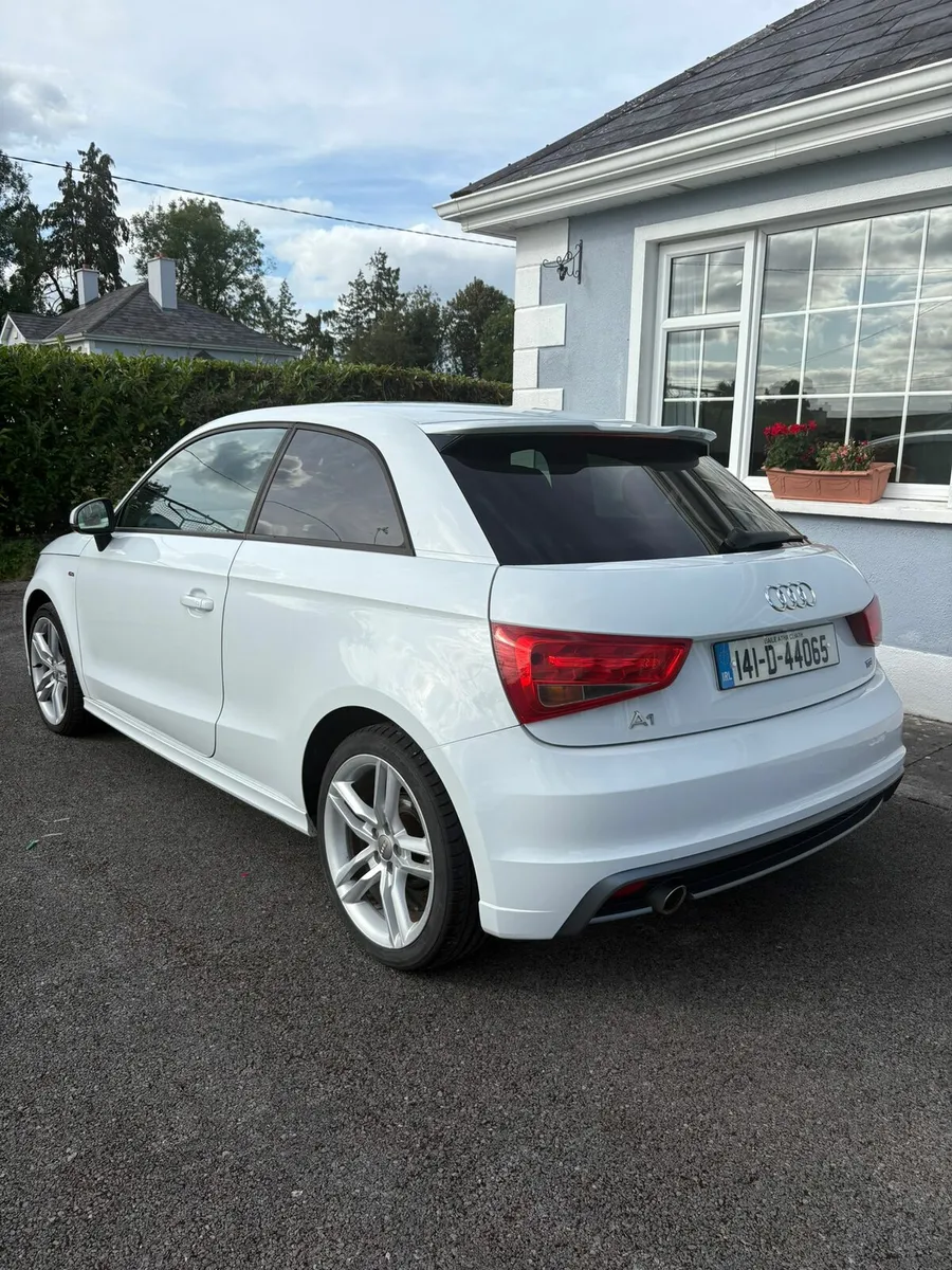 Audi A1 1.6 TDI SLine - Image 3