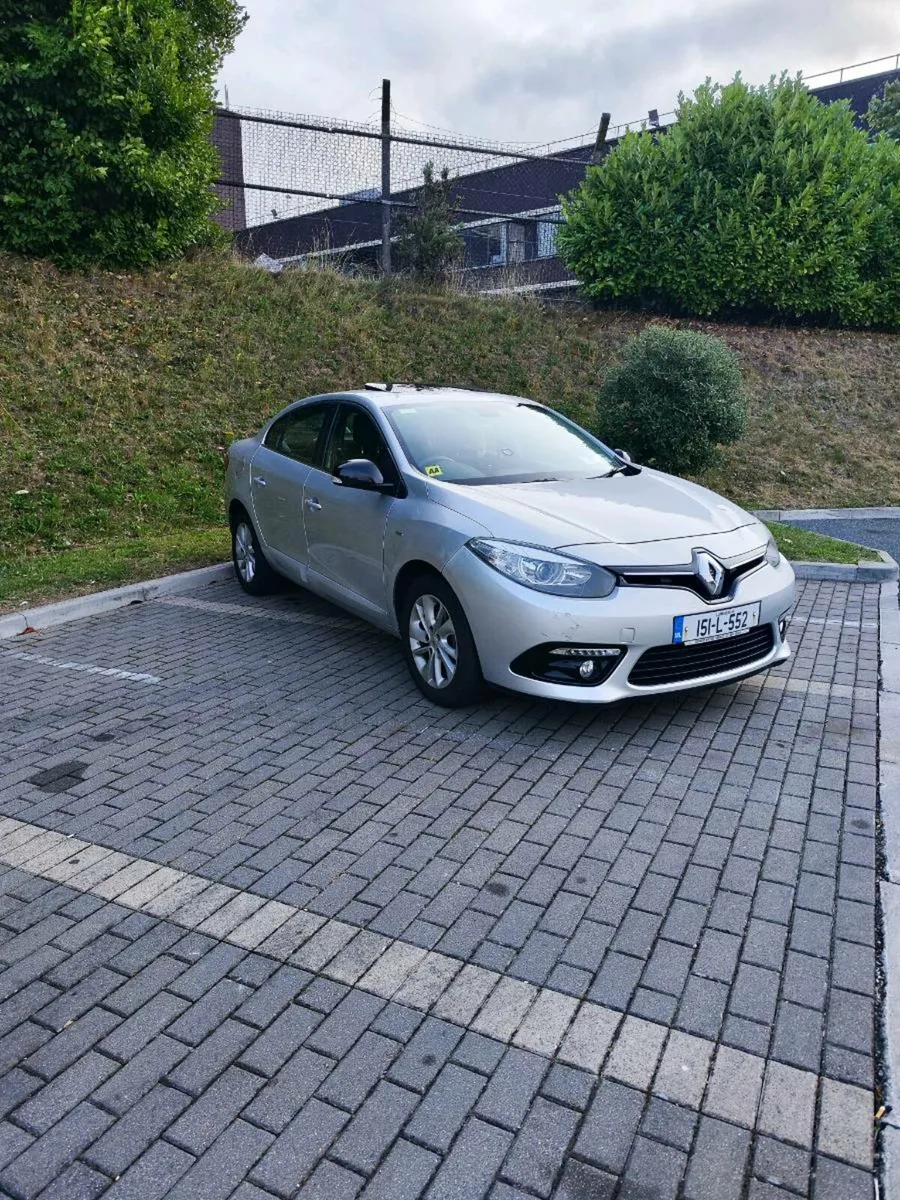 Renault Fluence Limited Edition Low Miles - Image 3