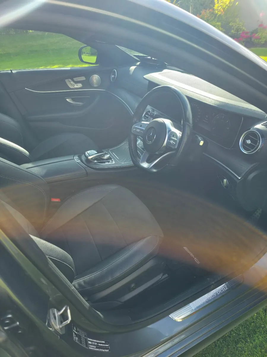 Mercedes-Benz E-Class 2020 E400d - Image 4