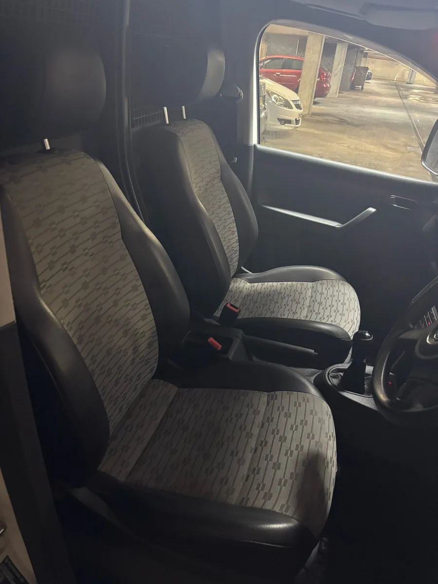 Volkswagen Caddy - Image 3