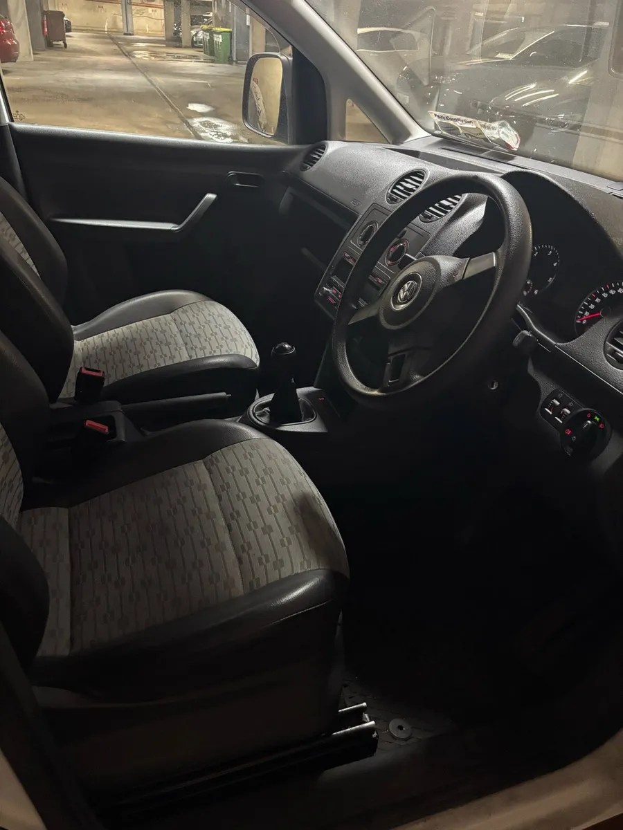 Volkswagen Caddy - Image 4