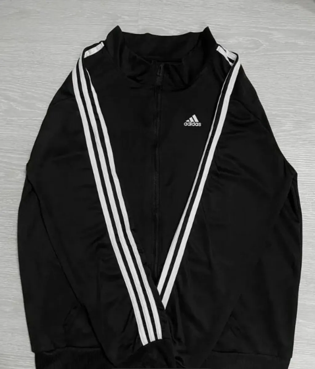 Zip-up Black - Image 1