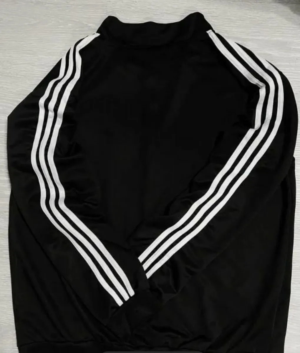 Zip-up Black - Image 2