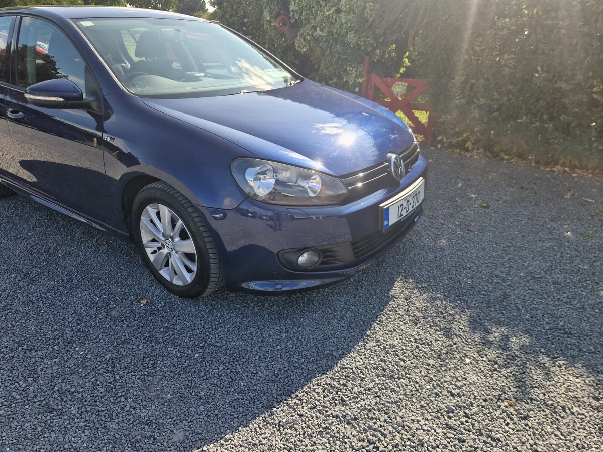 Volkswagen Golf 1.2 TSI 2012 - Image 2