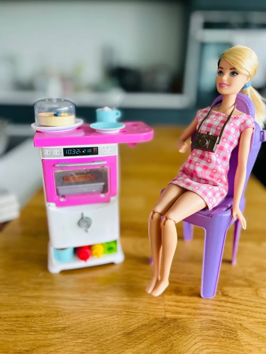 Barbies - Image 2