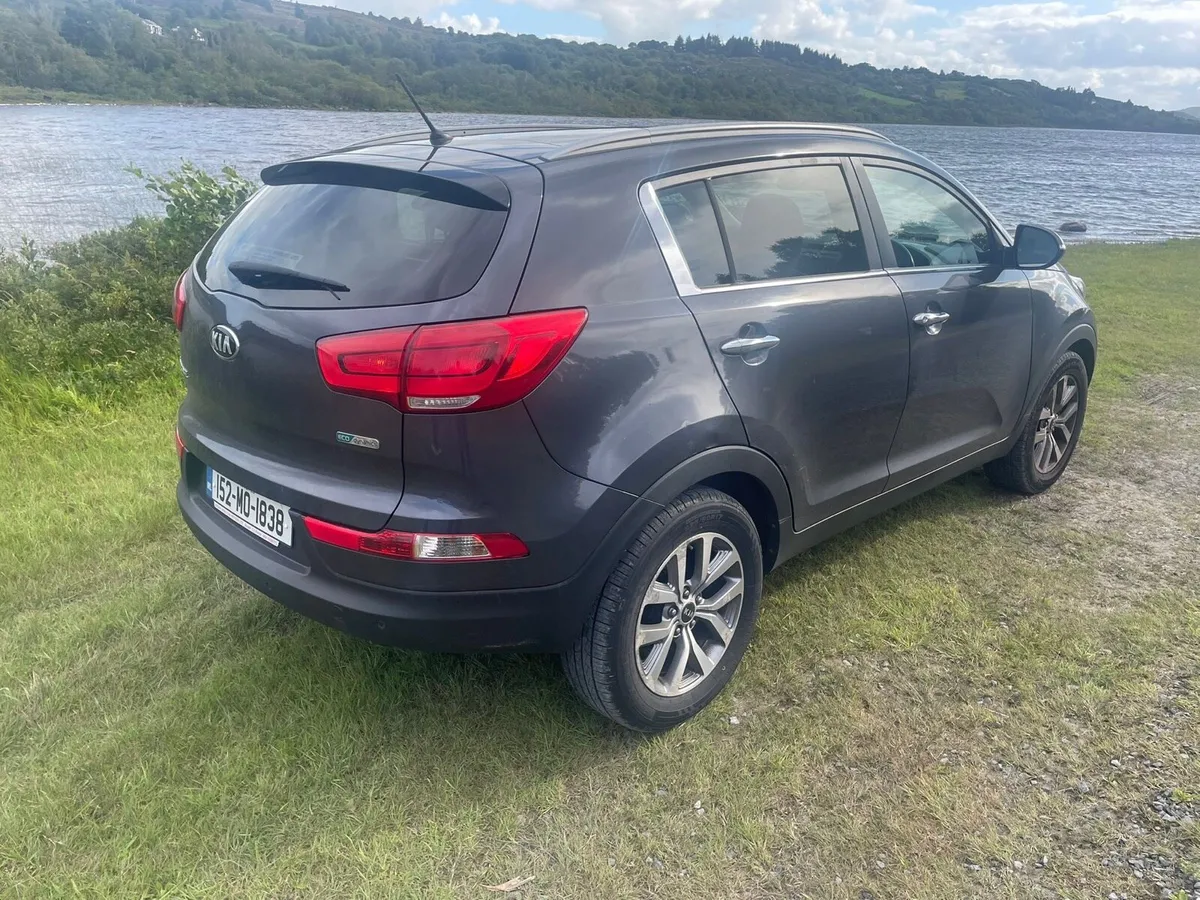 2015 (152)  Kia Sportage 1.7 Diesel. High spec - Image 4