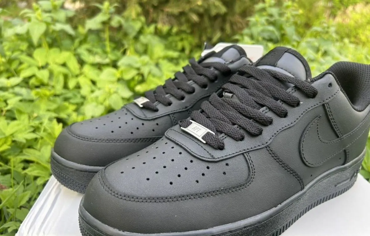 Sneakers Black - Image 2