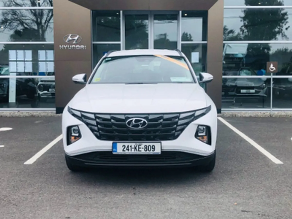 Hyundai Tucson Executive 1.6 Diesel - Image 2