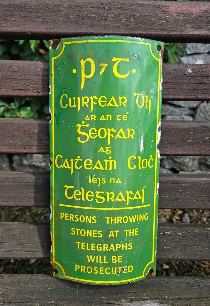 Enamel    P@T sign  in good condition - Image 1