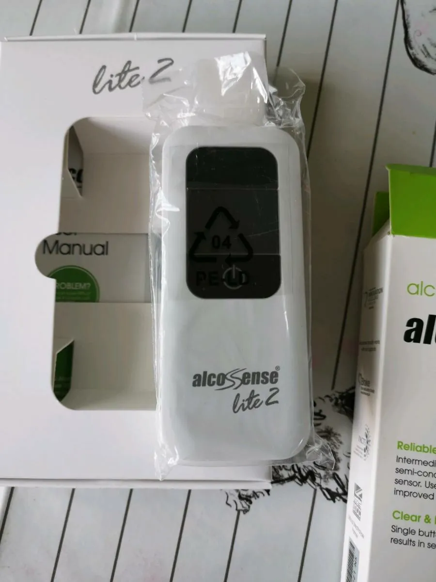 Alcohol Breathalyser - Image 3