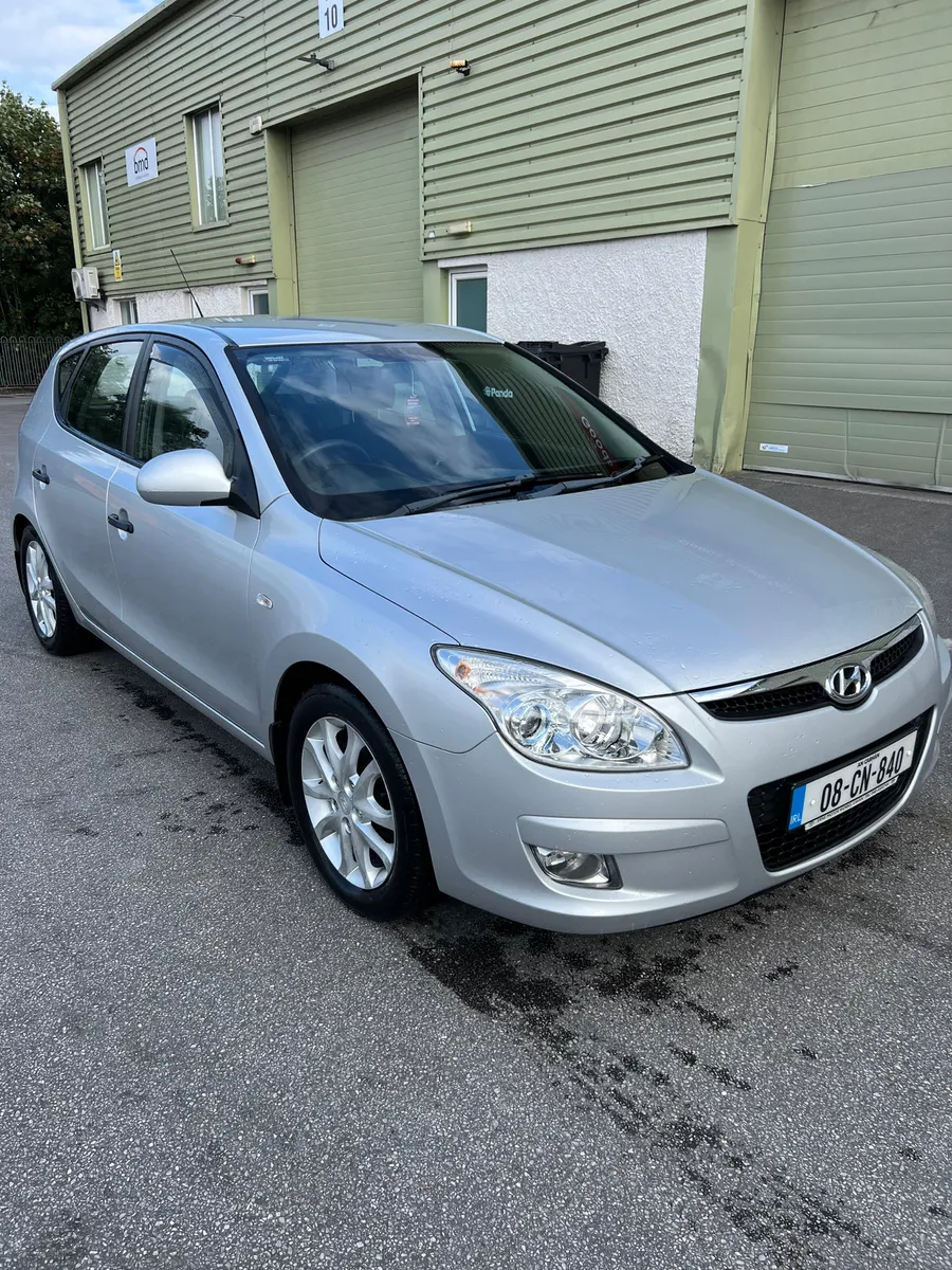Hyundai i30 - Image 1