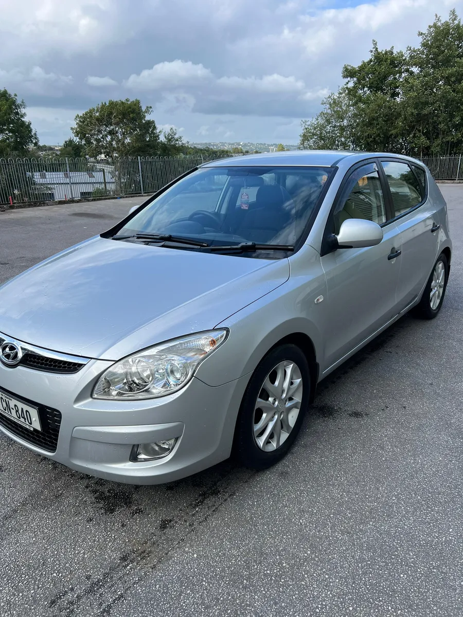 Hyundai i30 - Image 2