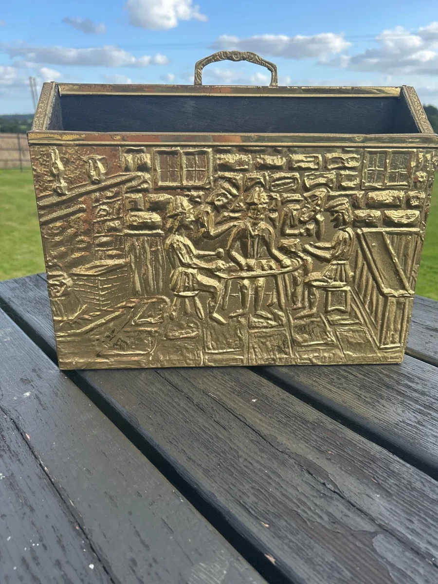 Brass magazine holder - Image 1