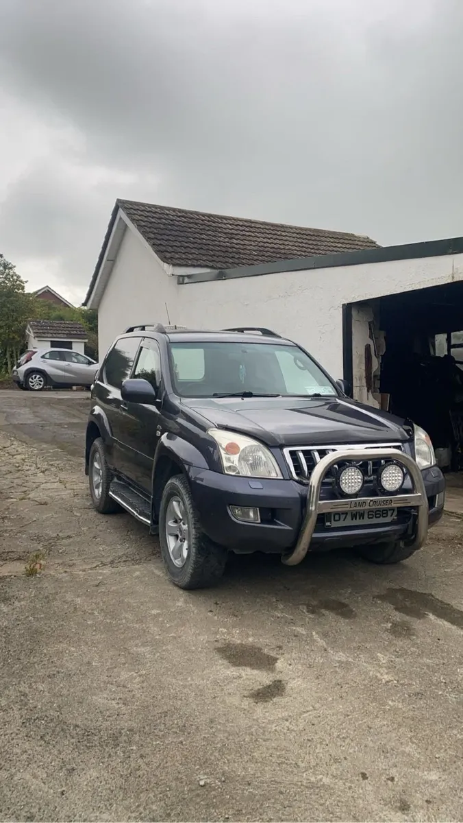 Toyota Land Cruiser 2007 - Image 2