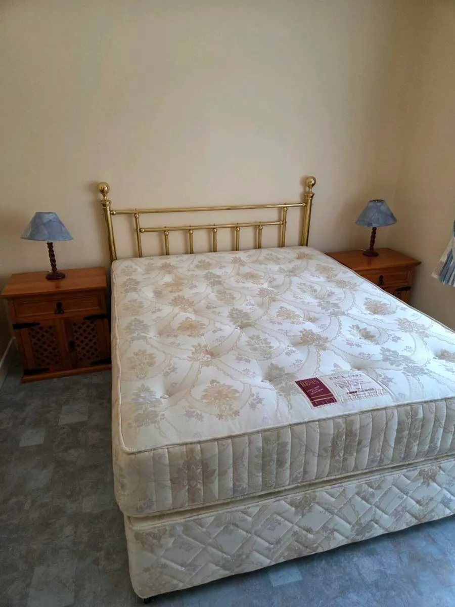 Large Double bed - Image 1