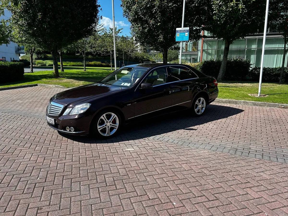 MERCEDES E CLASS NEW NCT 8/26 CHEAP TAX 400 YEARLY - Image 3