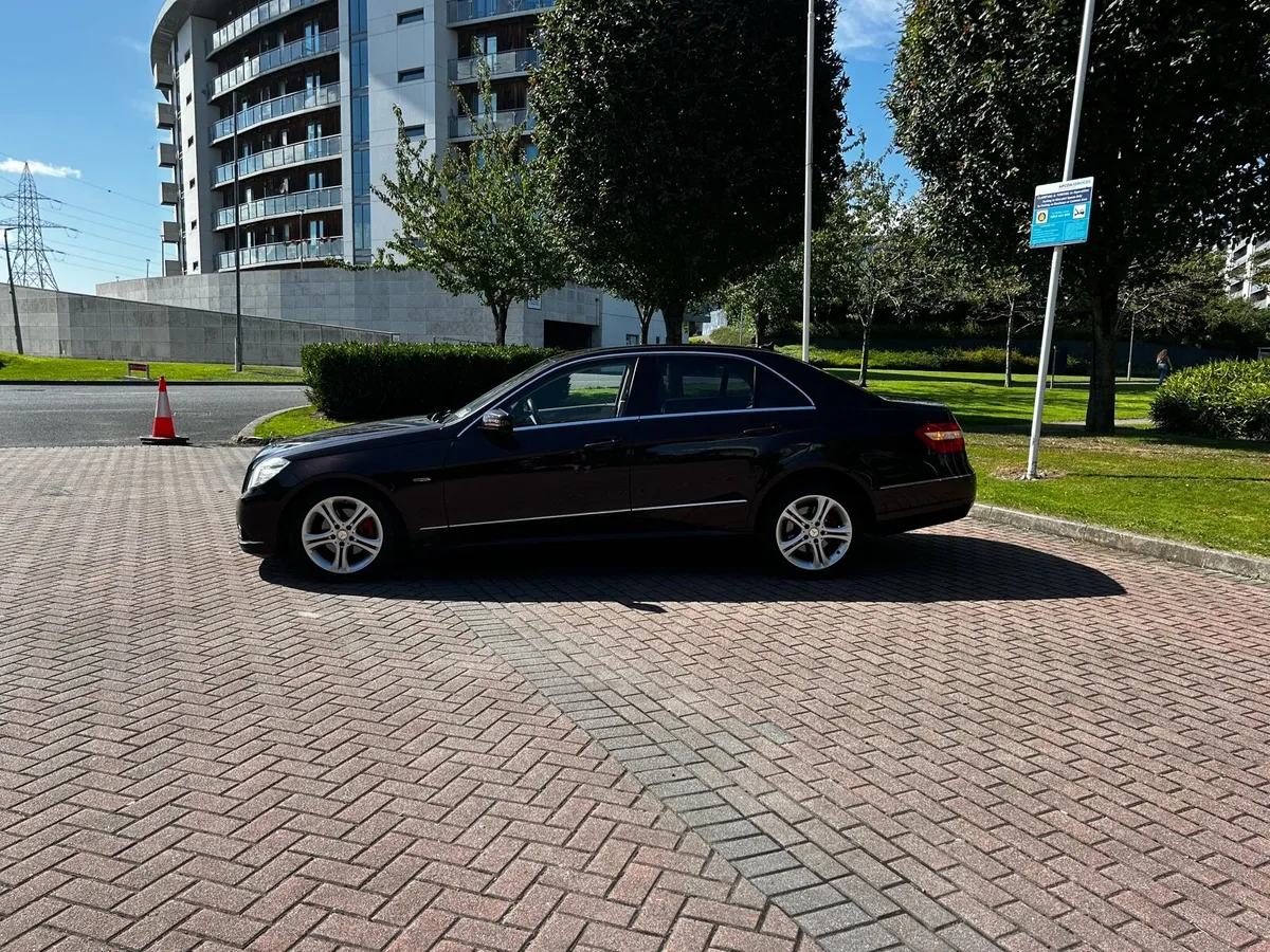 MERCEDES E CLASS NEW NCT 8/26 CHEAP TAX 400 YEARLY - Image 4