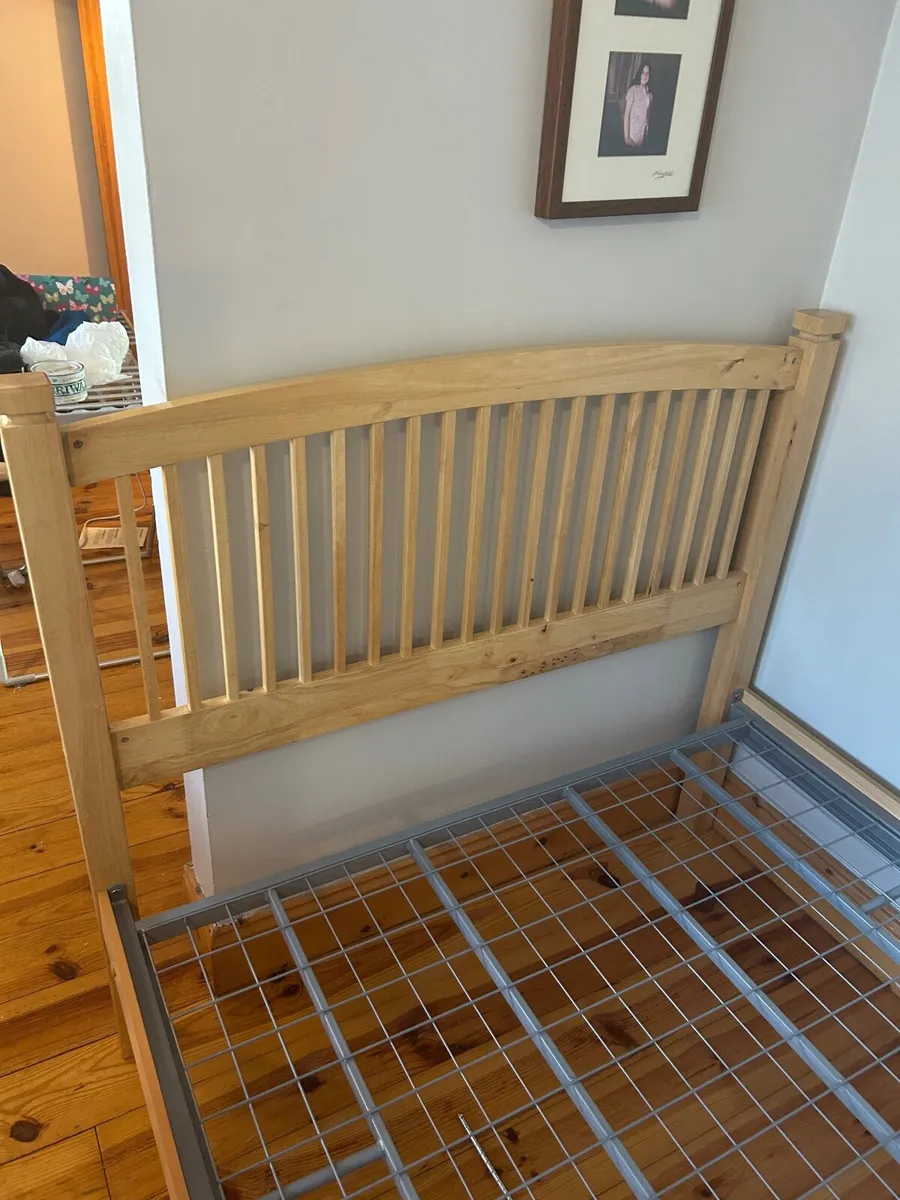 4 ft bed frame - Image 1