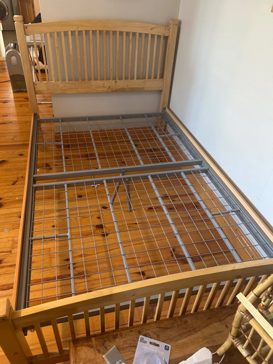 4 ft bed frame - Image 2