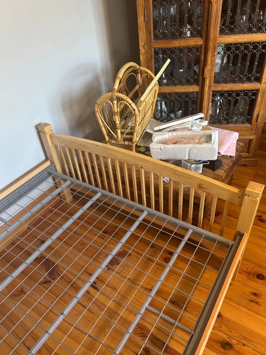 4 ft bed frame - Image 4