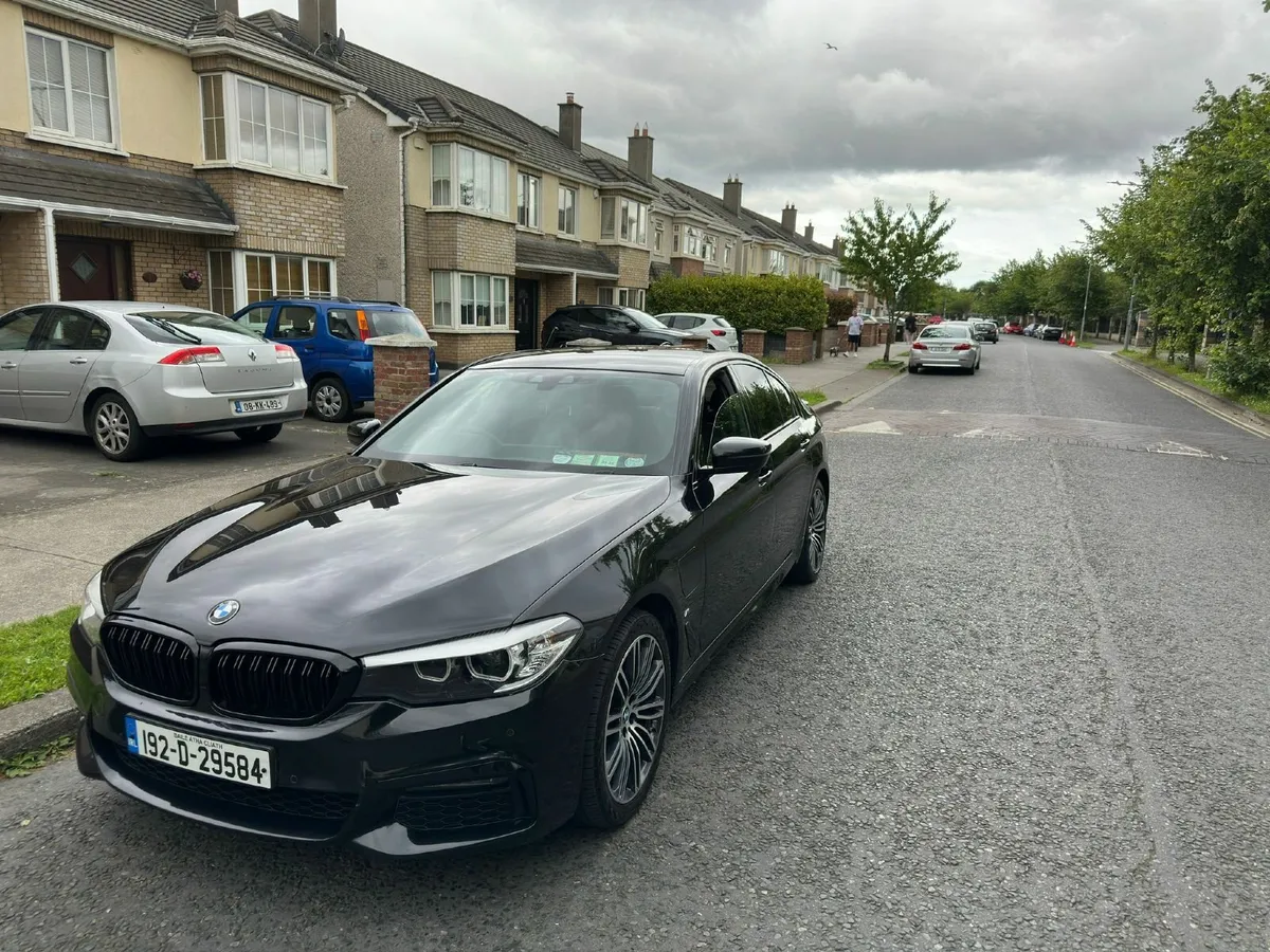 BMW 5-Series 2019 - Image 3