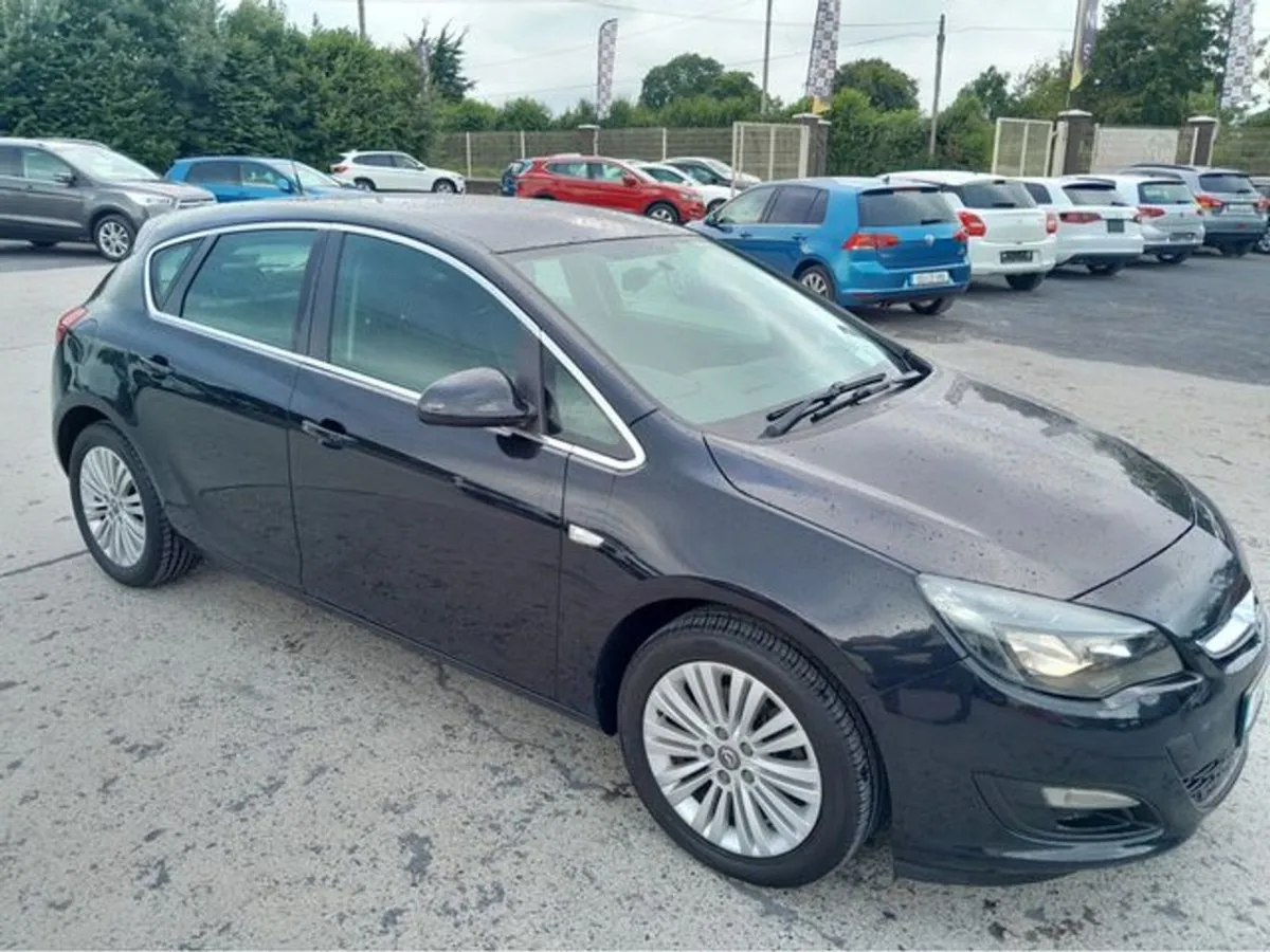 Opel Astra Excite 1.6 Cdti 110PS ECO 5DR - Image 2