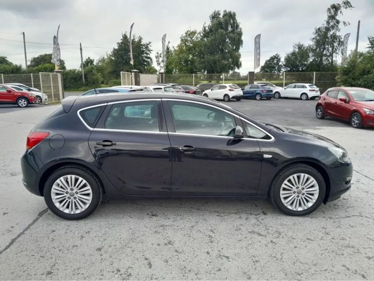 Opel Astra Excite 1.6 Cdti 110PS ECO 5DR - Image 3