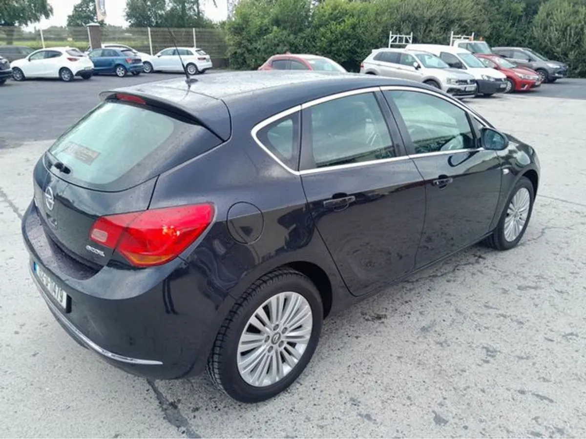 Opel Astra Excite 1.6 Cdti 110PS ECO 5DR - Image 4