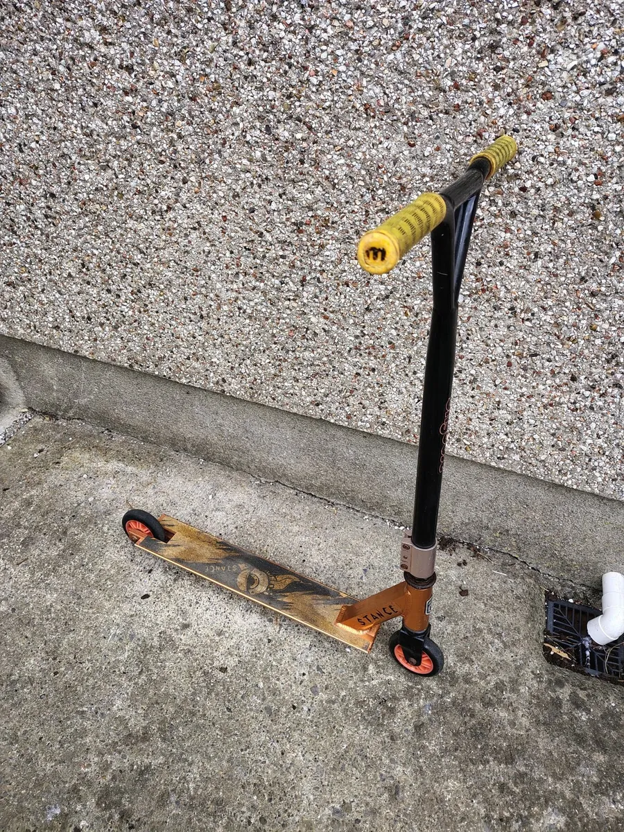 Scooter - Image 1