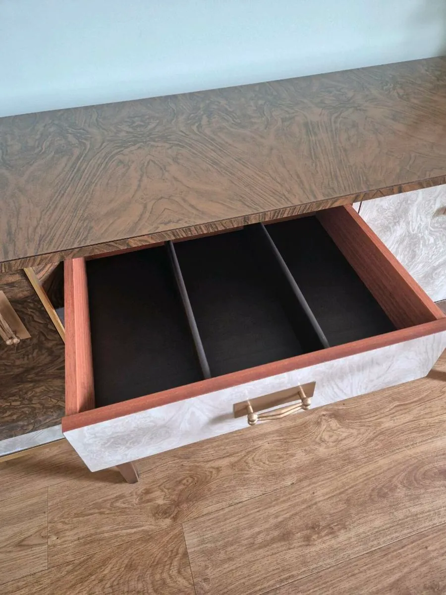 Mid Century sideboard - Image 3