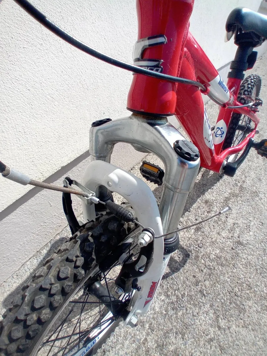 Childs bike - Image 4